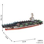 Detailliertes Holzmodell eines Raumschiffs mit beweglichen Teilen und Antennen, ideal für Wissenschafts- und Dekorationszwecke.