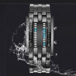 Wasserfeste digitale Uhr mit modernem Design und leuchtenden Anzeigen, ideal für Wissenschafts- und Technikliebhaber. Perfekt für den täglichen Gebrauch bei jedem Wetter.