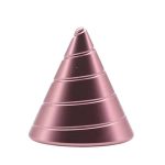 Metallpyramide in Roségold, wissenschaftliches Dekorationsobjekt, ideal für Science-Gadgets und moderne Raumgestaltung.