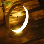 Dekorativer Sternenhimmel-Projektor mit Mond- und Sternenmotiven, ideal für Schlafzimmer oder Kinderzimmer, schafft eine entspannte Atmosphäre.
