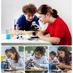 Zwei Kinder untersuchen Proben mit einem Mikroskop, während eine Lehrerin sie anleitet. Wissenschaftliches Lernen in der Schule.