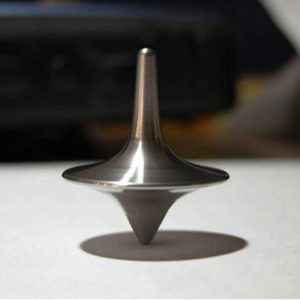 Hochwertiger Tornado-Spinner aus Metall, ideal für wissenschaftliche Experimente und Dekoration, mit scharfen Konturen und glänzender Oberfläche.