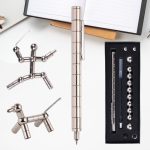 Hochwertiges Wissenschafts-Set mit Metallteilen, Kugeln und Werkzeugen für Experimente und Dekorationen, ideal für Wissenschaftsliebhaber und kreative Projekte.