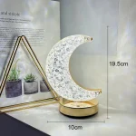 Dekorative Mondlampe aus Kristall mit goldener Basis, Höhe 19,5 cm, Durchmesser 10 cm, ideal für Schlafzimmer oder Wohnzimmer, schafft eine gemütliche Atmosphäre.