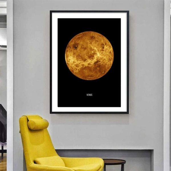 Hochwertiges Poster des Planeten Venus, detailreich und realistisch, ideal für Wissenschafts- und Raumfahrtliebhaber, perfekt für moderne Wohnräume oder Büros.