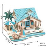 Detailliertes Miniatur-Holzhaus am Wasser mit Palmen, Sonnenschirm und Boot, ideal für wissenschaftliche Dekorationen und kreative Modelle.