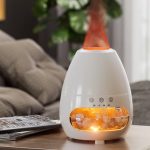 Modernes Luftbefeuchtergerät mit LED-Beleuchtung und aromatischer Diffusorfunktion, ideal für Zuhause und Büro, fördert angenehmes Raumklima.