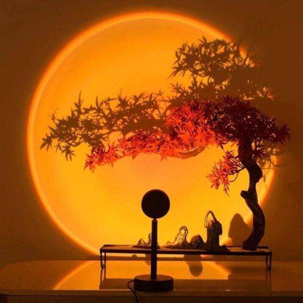 Hochwertiges Kunstwerk mit beleuchtetem Baum und Schatteneffekt, ideal für Dekorationen im wissenschaftlichen oder modernen Stil.