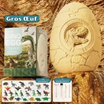 Großes Dinosaurier-Ei mit Dino-Embossing, inklusive Zubehör und Figuren, ideal für Wissenschafts- und Dekorationszwecke.