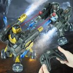 Spielzeugroboter mit Laserwaffen, detailreiche Actionfigur für Kinder, interaktives Science-Fiction-Spielzeug, futuristisches Design, ideal für Science-Fiction-Fans.