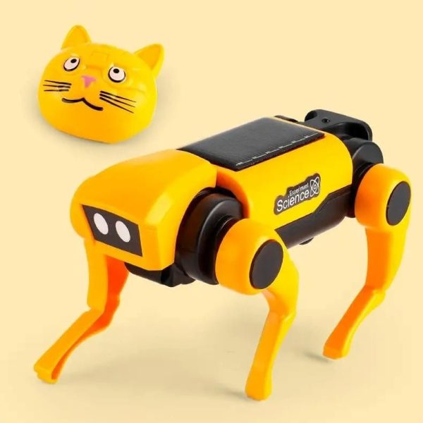 Niedlicher, gelber Roboter-Katzenkopf mit großen Augen und Schnurrhaaren, daneben ein solarbetriebener Tierroboter in Form eines gelben Hundes mit beweglichen Beinen.