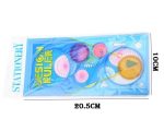 Bunte wissenschaftliche Gadgets in einer transparenten Verpackung, ideal für Dekorationen und Lernzwecke, mit verschiedenen bunten Elementen und einem kleinen Ballon.