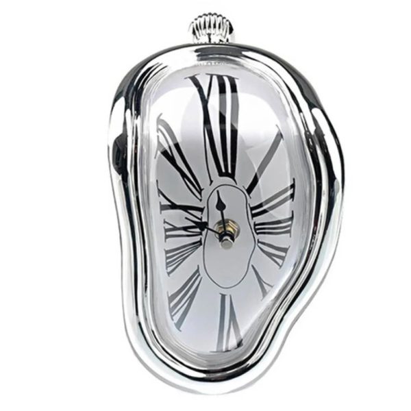Verzerrte Uhr mit geschwungenem Glas und römischen Ziffern, künstlerisches Design für Wissenschafts- und Dekorationszwecke.