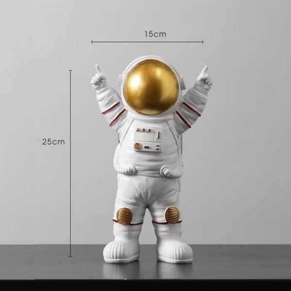 Deko-Astronautenfigur mit goldenem Helm, ideal für Wissenschafts- und Raumfahrtdekorationen.