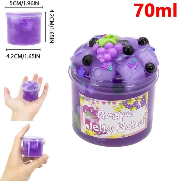 Kleines, lila Grape Jelly Boba Spielzeug mit bunten Perlen, ideal für Kinder und Sammler, ca. 70 ml Fassungsvermögen, handlich und dekorativ.
