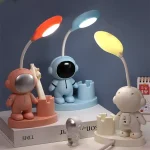 Hochwertige wissenschaftliche Dekorationsfiguren mit LED-Beleuchtung, inspiriert von Raumfahrt und Astronomie, ideal für Sammler und Wissenschaftsliebhaber.