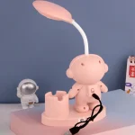 Spielzeug-Astronaut mit Raketenlampe, dekoratives Science-Gadget für Kinderzimmer.