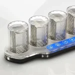 Transparentes Prismatische Lichtleiter-Set mit vier Einheiten auf weißem Hintergrund, ideal für wissenschaftliche Demonstrationen und Experimente.