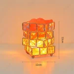 Dekorativer Leuchtwürfel aus Glas mit LED-Beleuchtung, ideal für wissenschaftliche Dekorationen und moderne Raumgestaltung, Maße 12x12x12 cm.