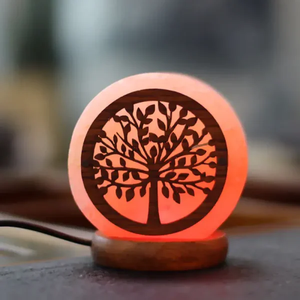 Dekorative Baum-Lampe mit leuchtendem Design auf Holzsockel, ideal für wissenschaftliche Dekorationen und moderne Raumgestaltung.