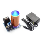 Hochspannungs-Generator mit Leuchtkugel, ideal für wissenschaftliche Experimente und Dekorationen, zeigt beeindruckende elektrische Entladungen in einer leuchtenden Kugel.