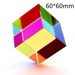 Bunter wissenschaftlicher Würfel mit 60x60mm Kantenlänge, ideal für Dekoration und wissenschaftliche Experimente.