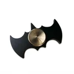 Batman-Scheibenmagnet, dekorativer Magnet im Batman-Design, ideal für Wissenschafts- und Dekorationszwecke, hochwertiges Metall, schwarzes Design.