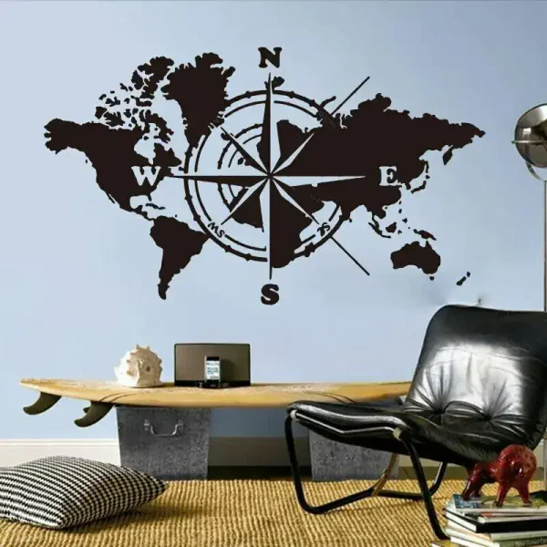 Wanddekoration mit Weltkarte und Kompass, modernes Raumdesign, stilvolle Wandkunst, wissenschaftliches Dekor, Weltkarte als Wandbild, Raumgestaltung, Interior Design, wissenschaftliche Atmosphäre, mod.