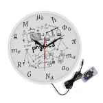 Elektronische Wanduhr mit physikalischen Formeln und Diagrammen, inklusive Fernbedienung, ideal für Wissenschafts- und Physikliebhaber.