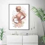 Künstlerische Illustration einer schwangeren Frau mit Babybauch, umgeben von Blumen und zarten Farben, ideal für medizinische oder wissenschaftliche Dekorationen.