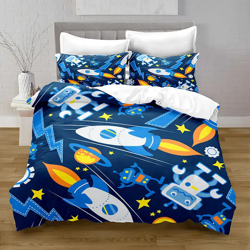 Bunte Weltraum-Bettwäsche mit Raketen, Robotern und Sternen, perfekt für Kinderzimmer, inspiriert von Science-Fiction und Astronomie.