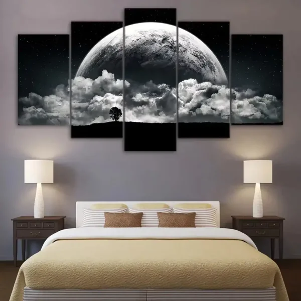Hochwertiges Wandbild mit Mond und Wolken, ideal für wissenschaftliche Dekorationen und moderne Wohnräume, schafft eine beeindruckende Atmosphäre.