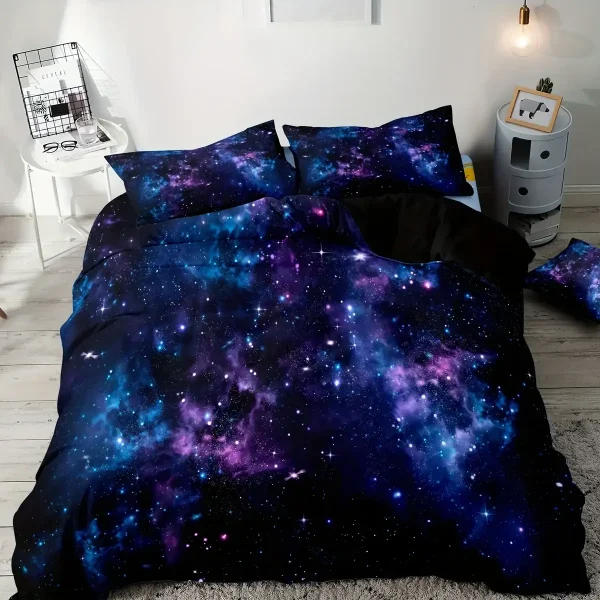 Schlafen unter einem atemberaubenden Sternenhimmel mit diesem Galaxy-Design Bettwäsche-Set, das den Nachthimmel mit funkelnden Sternen und bunten Nebeln zeigt.