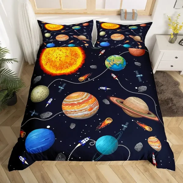 Raumfahrt Bettwäsche mit Planeten, Sternen und Raketen, ideal für Weltraumfans, hochwertiger Druck, perfekt für Kinder und Jugendliche, modernes Design für Schlafzimmer.
