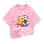 Lustiges Kinder-T-Shirt mit Weltraum-Motiv, Astronaut, Mond und Rakete, in rosa Farbe, ideal für kleine Weltraumfans.