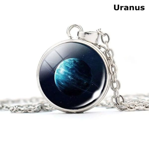 Eleganter Anhänger mit Uranus-Design, ideal für Wissenschafts- und Astronomie-Liebhaber, aus hochwertigem Material gefertigt, perfekt als Schmuckstück oder Dekoration.