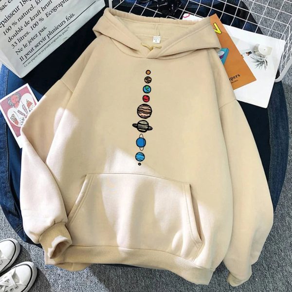 Bequemer Hoodie mit bunten Planetenmotiven, ideal für Astronomie- und Wissenschaftsliebhaber, perfekt für Freizeit und Alltag.