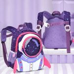 Kinderrucksack mit Astronauten-Design und Weltraummotiv, ideal für kleine Astronauten und Weltraumfans. Perfekt für den Schulranzen oder Freizeitaktivitäten.