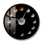 Wanduhr mit Mondphasenmodell, zeigt die verschiedenen Phasen des Mondes in einem modernen Design. Perfekt für Wissenschafts- und Dekorationsliebhaber.