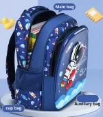 Rucksack mit Weltraumdesign, Astronaut und Raketen, für Kinder, mit Hauptfach, Nebenfächern und Seitentaschen, ideal für Schule und Freizeit.