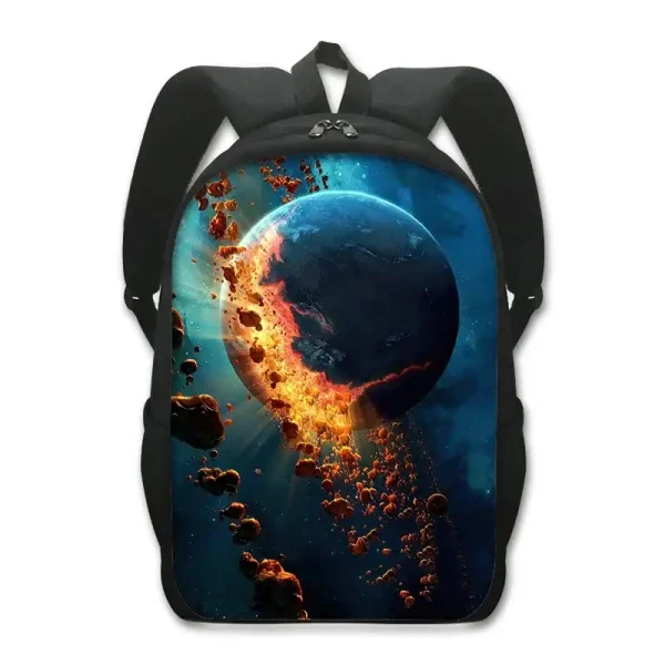Rucksack mit Weltraummotiv, zeigt die Erde im All mit leuchtenden Farben und Asteroiden. Perfekt für Wissenschafts- und Astronomie-Enthusiasten.