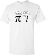 Weißes T-Shirt mit Pi- und I-Symbolen, die in Sprechblasen mit den Texten "Get real!" und "Be rational!" dargestellt sind, ideal für Wissenschafts- und Mathe-Enthusiasten.