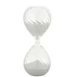 Elegantes, modernes Sanduhr-Design aus transparentem Material, ideal für wissenschaftliche Dekorationen und Sammlungen. Perfekt für Liebhaber von wissenschaftlichen Gadgets und stilvollen Raumakzenten.