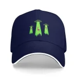 Sonnenhut mit leuchtenden UFO-Designs und Flamingo-Details, ideal für Science-Fans und trendige Outfits. Perfekt für den Sommer, bietet Schutz und Stil.