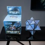 Magnetisches Sternenhimmel-Puzzle mit leuchtenden Sternbildern, ideal für Wissenschafts- und Dekorationsliebhaber, fördert Kreativität und Feinmotorik.