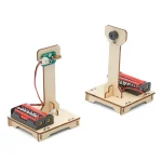 Wissenschaftliches Mini-Experimentier-Set mit Batterie, Sensor und Holzständer, ideal für Bildungszwecke und DIY-Projekte.