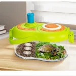 Innovatives kleines Terrarium mit Wasserlauf für Reptilien, inklusive Wasserquelle, Pflanzen und Dekoration, ideal für Haustiere und Naturbeobachtung.
