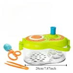 Wissenschaftliches Spielzeug mit Wasserbehälter, Pipette, Schere und Zange, ideal für Kinder zum Experimentieren und Lernen.