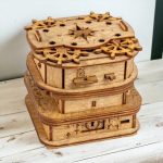Handgefertigtes Holz-Uhrwerk mit Zahnrädern, perfekt als wissenschaftliche Dekoration oder originelles Geschenk. Hochwertiges Holzdesign, detailreiche Mechanik, ideal für Wissenschafts- und Techniklie.