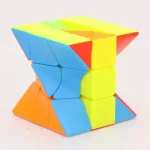 Bunter, innovativer Zauberwürfel mit einzigartigem geometrischem Design, perfekt für Wissenschafts- und Dekorationsliebhaber, die moderne und kreative Gadgets schätzen.